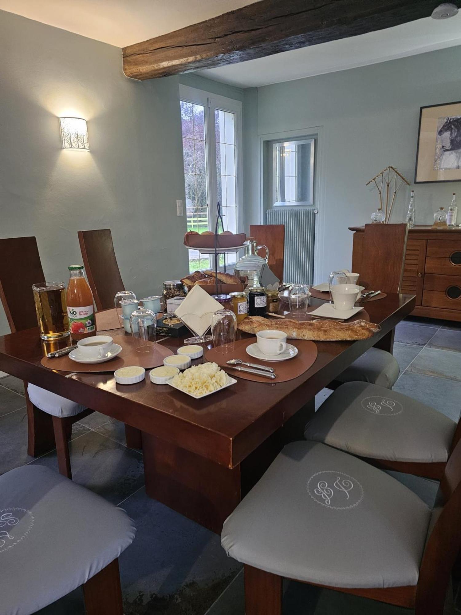 Domaine Des Bruns Bed & Breakfast Châtillon-Coligny Exterior foto